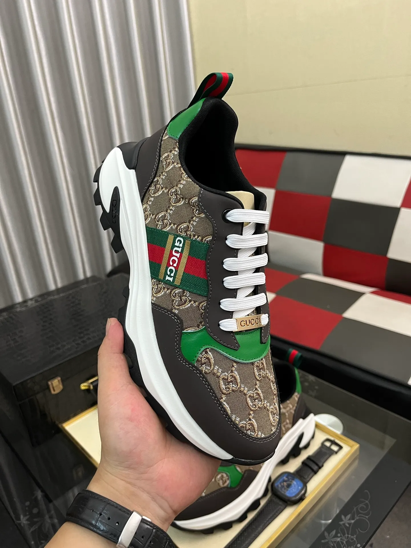 Men's shoes 💰458⌚️⌚️ Gucci •Gucci original quality. ~ Unique modern style sneakers. 🏃A must-have casual shoe for trendy men😍😍 Original brand imported from Italy, imported original leather, sheep lining (refuses to discolor and grind feet) Sole: Original sole provided by the original factory, French lazy style design ⚠️Fit to the feet, original quality attached, super comfortable original sole, code number: 38-444️⃣Colors available